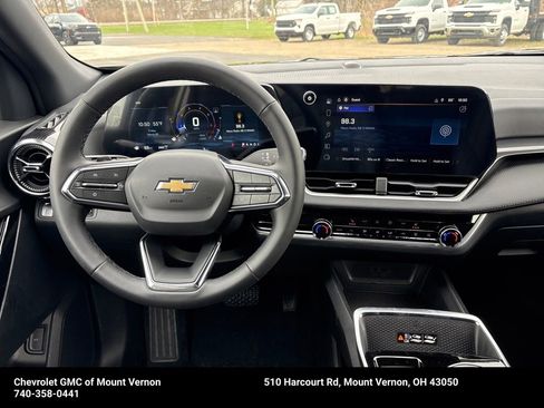 New 2026 Chevrolet Equinox LT w/ Convenience Package II AWD/4WD image 15