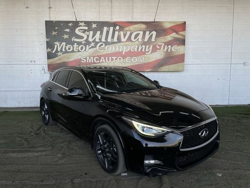 Used 2017 INFINITI QX30 Sport w/ Sport Leather Package image 7
