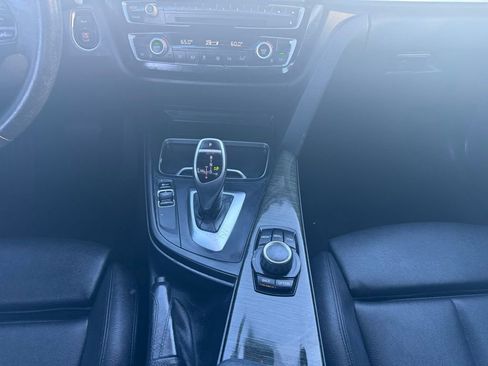 Used 2018 BMW 330i Sedan w/ Convenience Package image 38