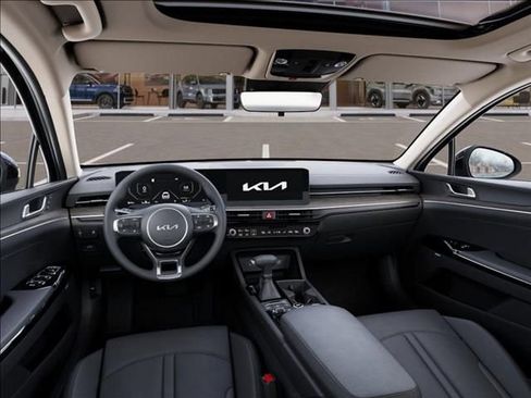 New 2025 Kia K5 EX image 14