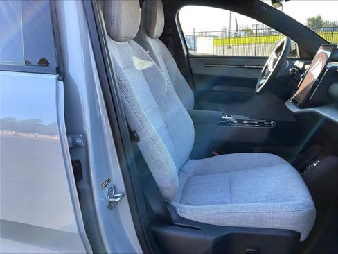 New 2026 Volvo EX30 Ultra w/ Climate Package image 31