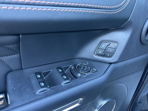 Used 2024 Ford Expedition Max Platinum image 23