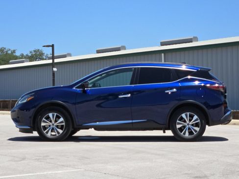 Used 2023 Nissan Murano SV FWD image 2