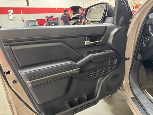 Certified 2026 Toyota Tacoma TRD Off-Road AWD/4WD image 13