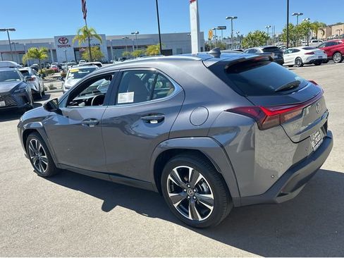 New 2026 Lexus UX 300h AWD image 4