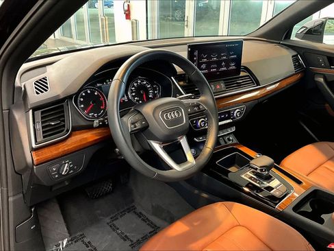 Certified 2023 Audi Q5 2.0T Premium w/ Convenience Package AWD/4WD image 18