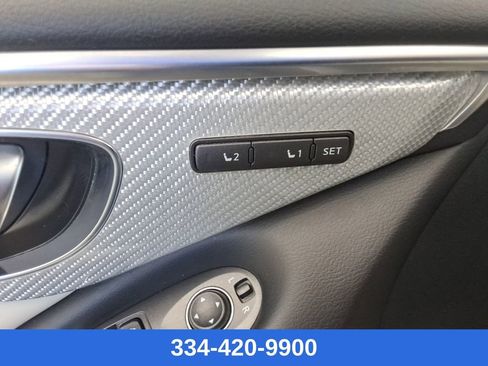 Used 2017 INFINITI Q60 3.0t Sport image 19