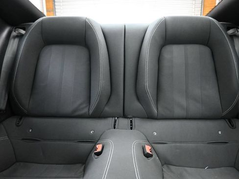 Used 2018 Ford Mustang Coupe w/ Equipment Group 101A RWD image 28