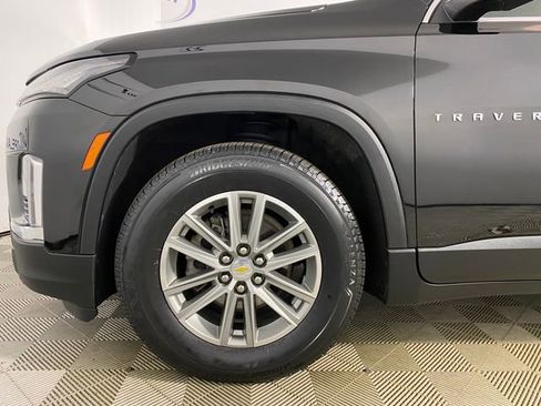 Used 2023 Chevrolet Traverse LT AWD/4WD image 29