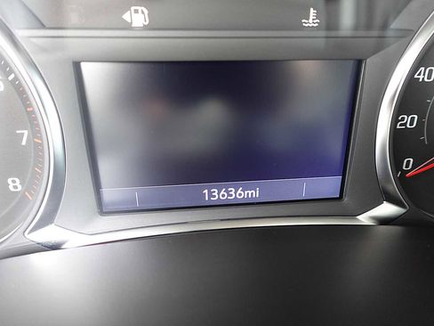 Used 2025 Chevrolet Blazer LT image 17