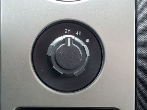 Used 2009 Ford F150 XLT AWD/4WD image 12