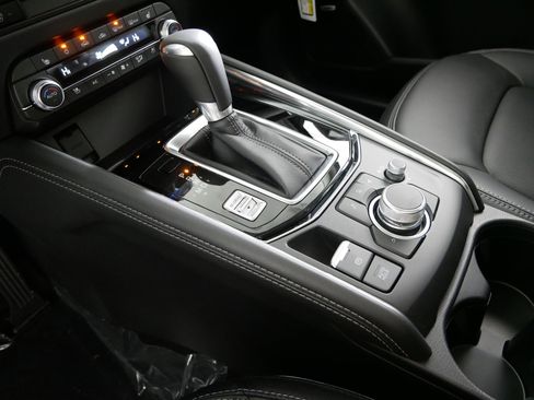 New 2025 MAZDA CX-5 AWD 2.5 S w/ Premium Plus Pkg image 6