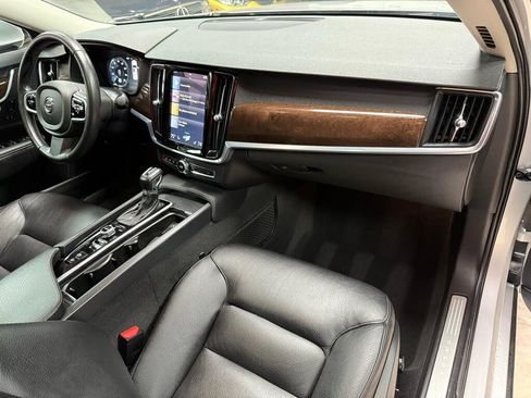Used 2017 Volvo S90 T6 Momentum w/ Vision Package AWD/4WD image 11
