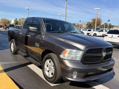 Used 2017 RAM 1500 Express image 3