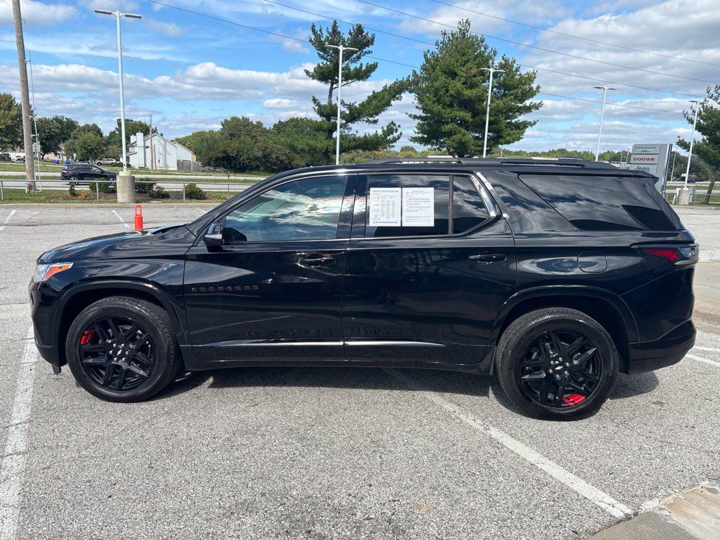 Used 2018 Chevrolet Traverse Premier w/ Redline Edition AWD/4WD image 5