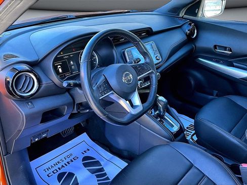 Used 2019 Nissan Kicks SR w/ SR Premium Package image 15