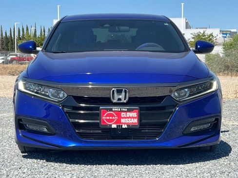 Used 2018 Honda Accord Sport image 11