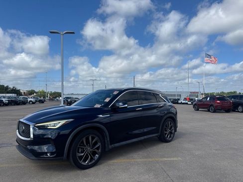 Used 2019 INFINITI QX50 Essential w/ Sensory Package FWD image 7