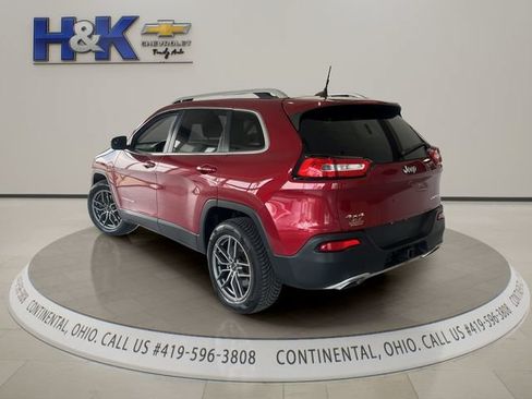 Used 2016 Jeep Cherokee Limited w/ Trailer Tow Group AWD/4WD image 4