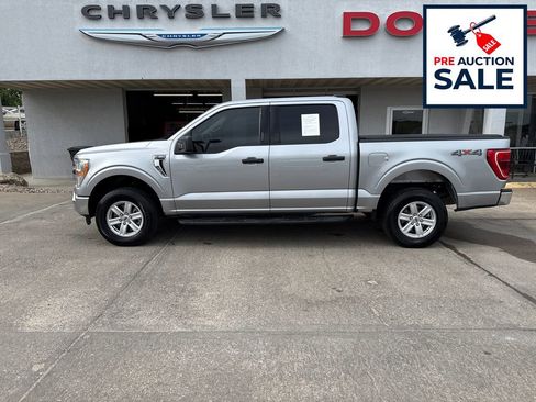 Used 2022 Ford F150 XLT w/ Equipment Group 301A Mid AWD/4WD image 2