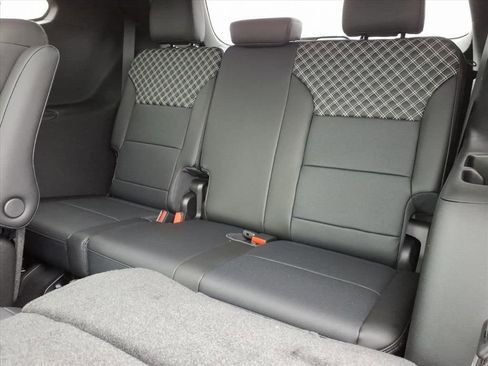 New 2026 GMC Acadia Denali image 14