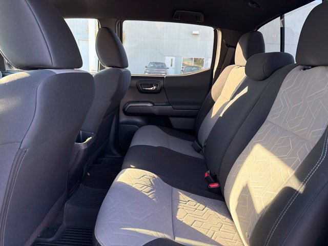 Used 2023 Toyota Tacoma TRD Sport w/ Advanced Technology Package AWD/4WD image 10