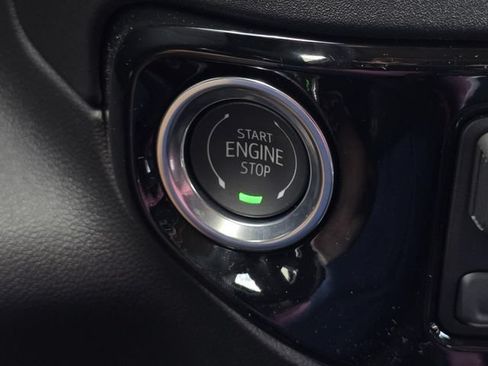 New 2026 GMC Sierra 1500 SLT AWD/4WD image 29