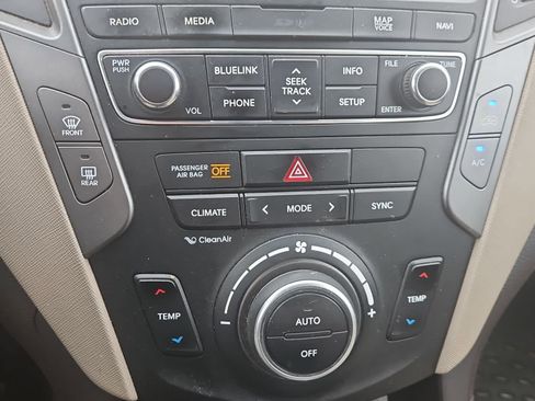 Used 2017 Hyundai Santa Fe Sport AWD/4WD image 16