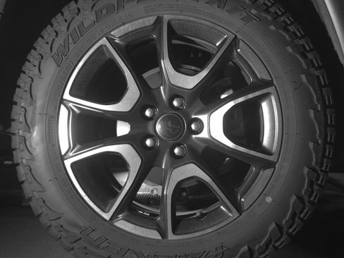 Used 2025 Jeep Compass Trailhawk image 15