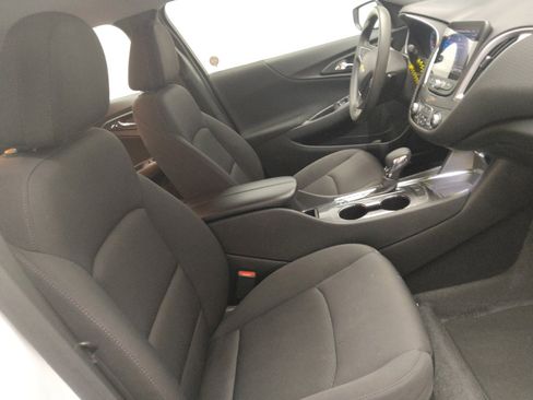 Used 2023 Chevrolet Malibu LT FWD image 21
