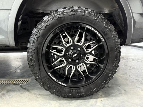 Used 2016 Ford F150 Lariat w/ Equipment Group 502A Luxury image 26