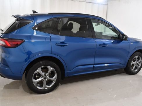 Used 2023 Ford Escape ST-Line w/ Tech Pack #1 AWD/4WD image 11