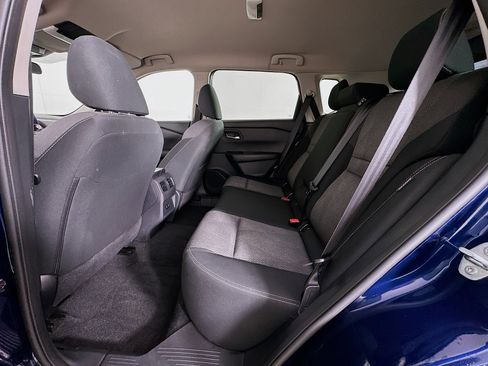 Used 2025 Nissan Rogue SV image 26