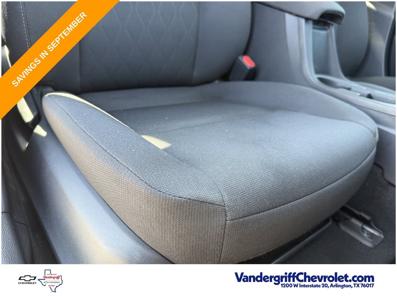 Used 2025 Toyota Corolla LE FWD image 24