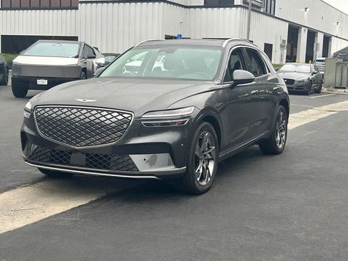 Used 2025 Genesis Electrified GV70 AWD/4WD image 1