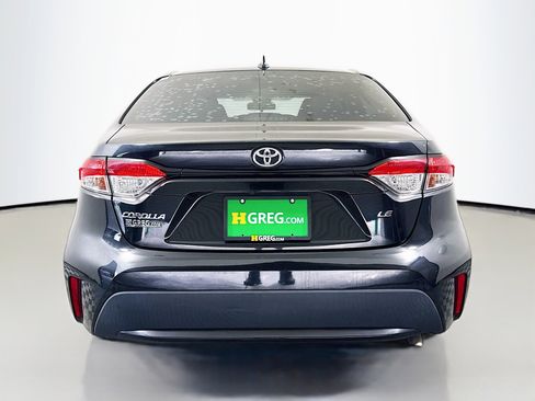 Used 2021 Toyota Corolla LE image 8