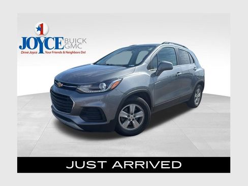 Used 2019 Chevrolet Trax LT w/ LT Convenience Package FWD image 1
