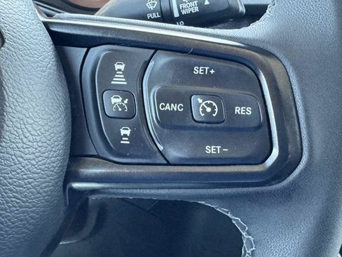 Certified 2026 Jeep Gladiator Rubicon AWD/4WD image 24