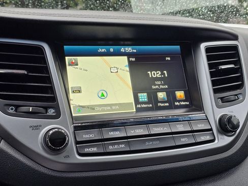Used 2016 Hyundai Tucson Limited w/ Option Group 03 FWD image 17
