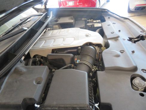 Used 2015 Lexus GX 460 w/ Premium Package image 63