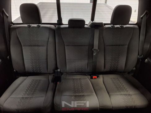 Used 2019 Ford F150 XLT w/ Equipment Group 302A Luxury AWD/4WD image 39