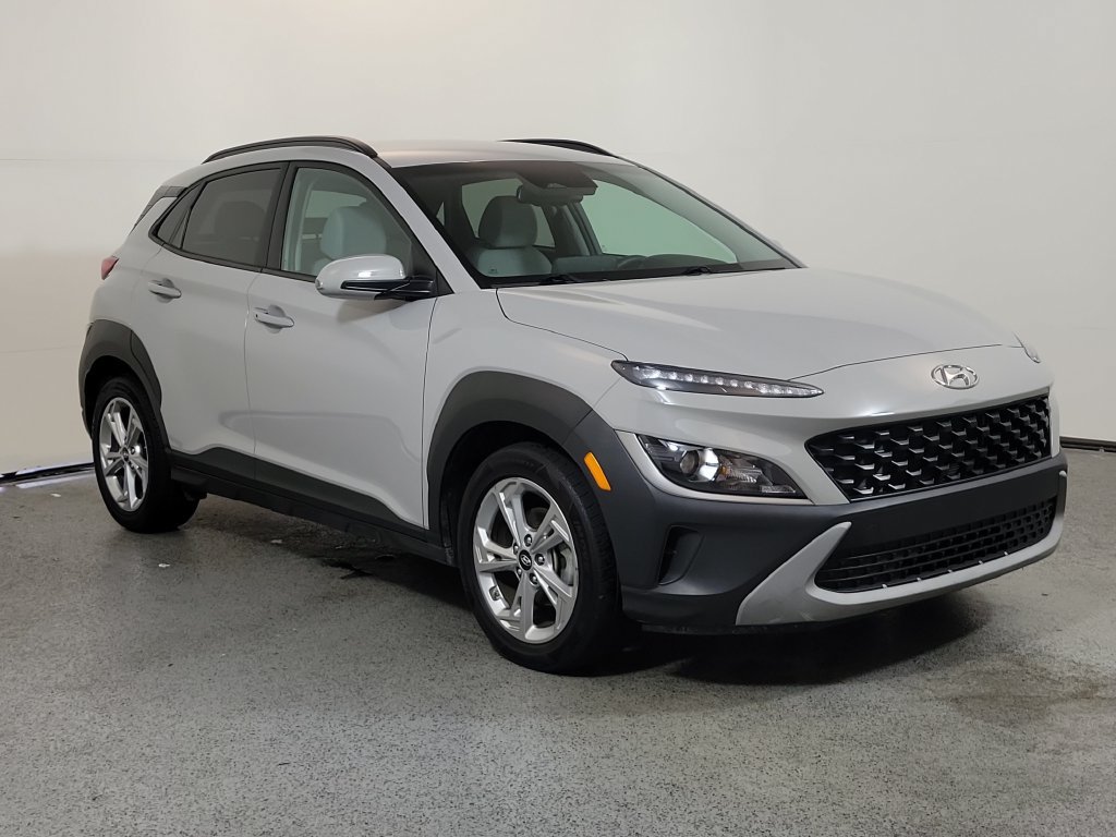 Used 2023 Hyundai Kona SEL FWD image 1