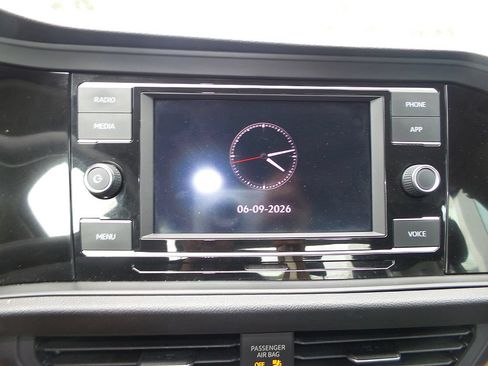 Used 2022 Volkswagen Jetta S FWD image 39