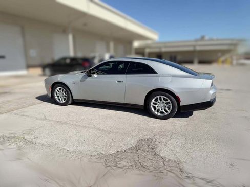 New 2025 Dodge Charger R/T w/ Quick Order Package 25M R/T image 7