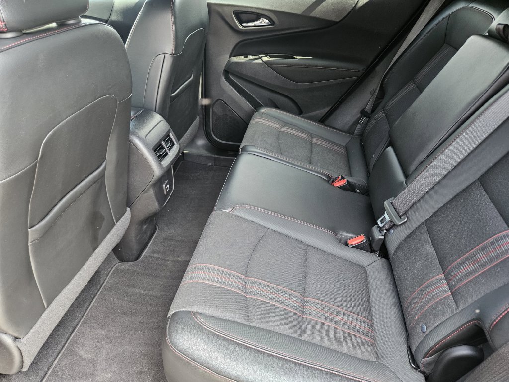 Used 2023 Chevrolet Equinox RS AWD/4WD image 31