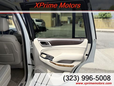 Used 2015 GMC Yukon Denali w/ Premium Package RWD image 34