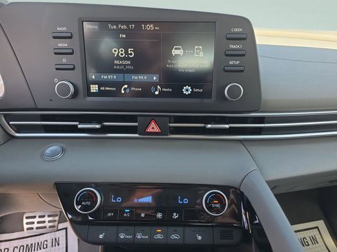 New 2026 Hyundai Elantra SEL Sport Premium FWD image 19