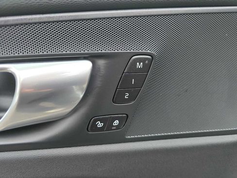 New 2026 Volvo XC60 B5 Core image 23