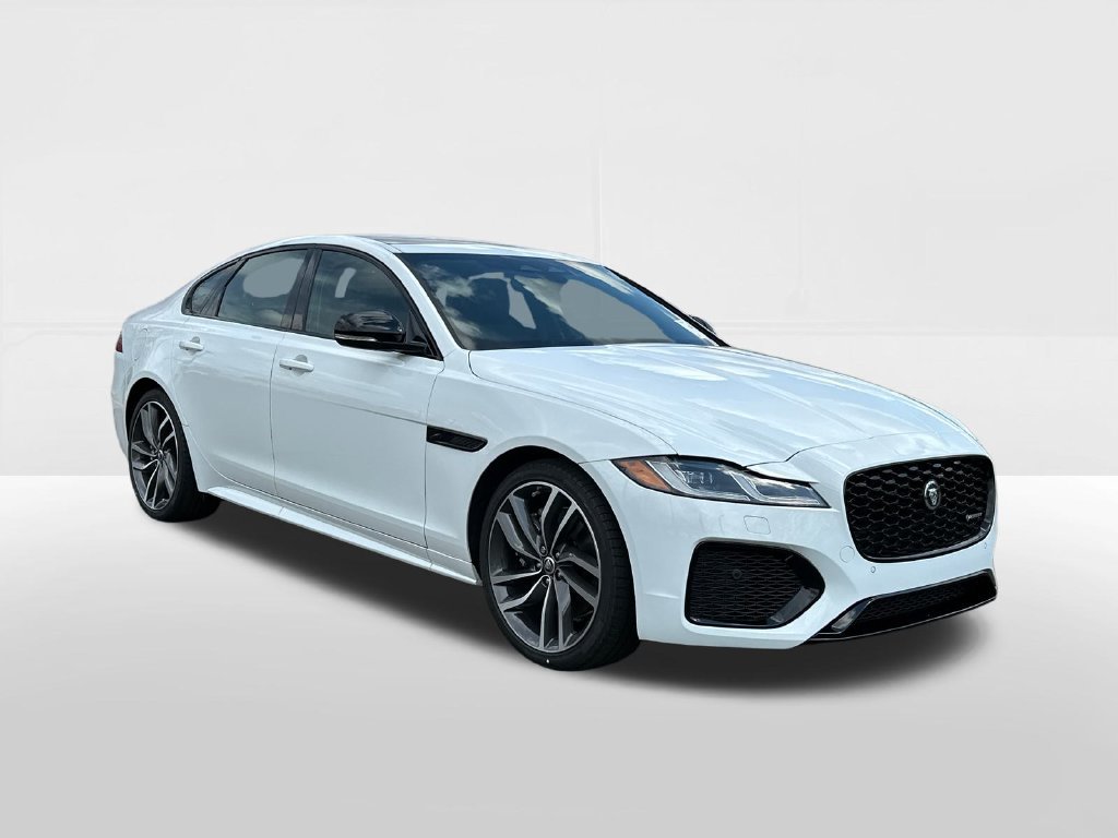 Used 2024 Jaguar XF R-Dynamic SE AWD/4WD image 5