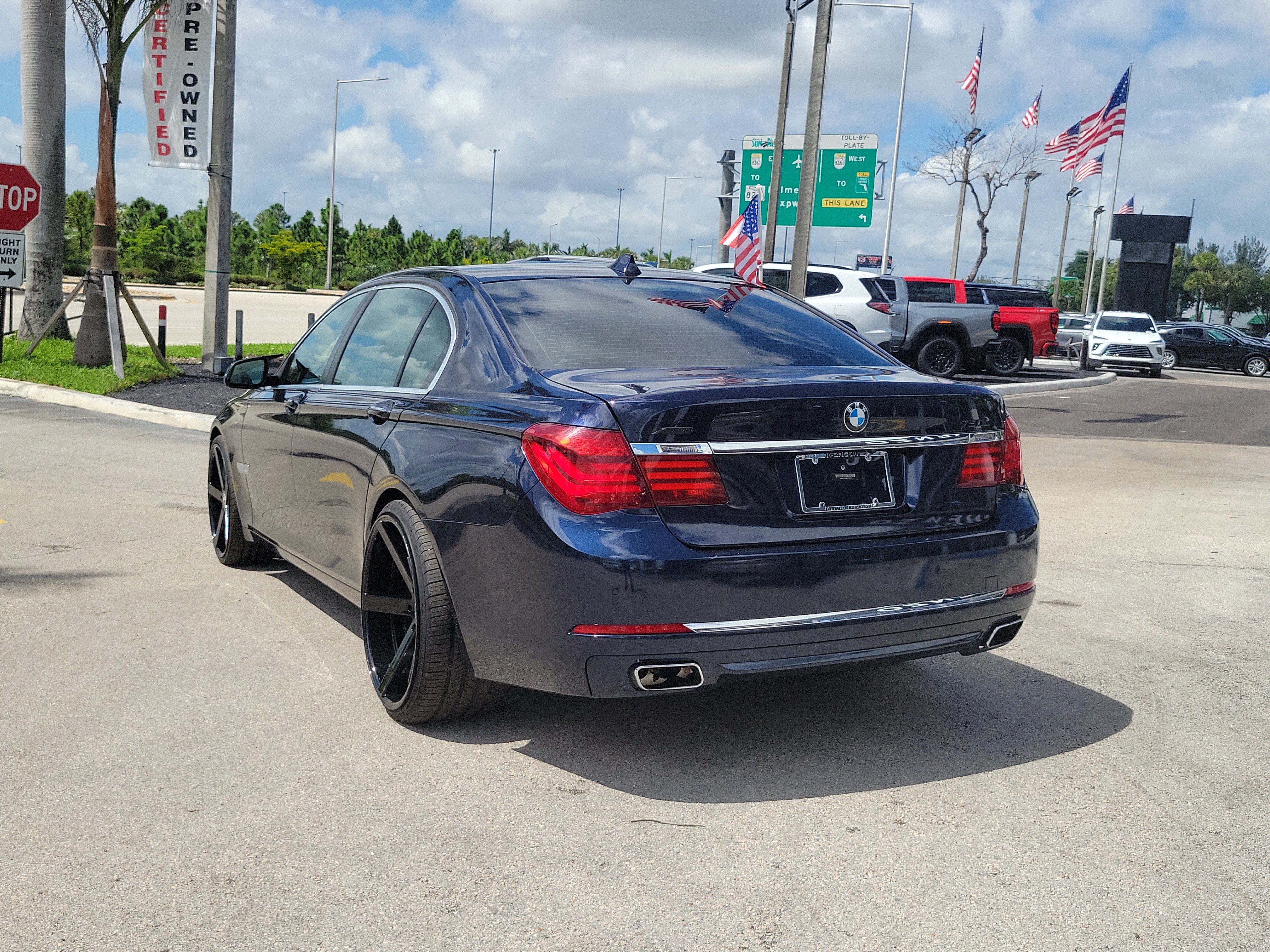 Used 2013 BMW 750Li xDrive AWD/4WD image 6